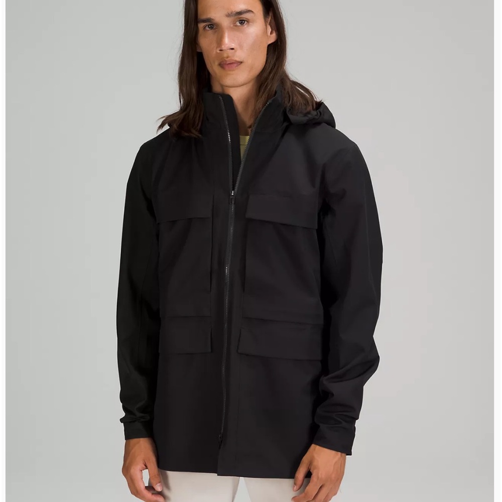 - Lululemon black rain jacket size M